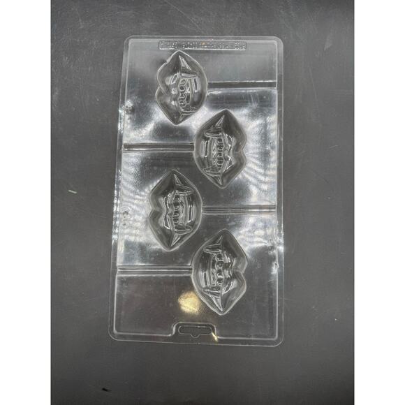 Lot of 8 Halloween Candy Trays – Silicone and Plastic – (Used) - Picture 6 of 10